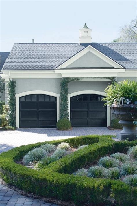 This line of aura is another premium interior waterborne paint. Remodelaholic | Color Spotlight: Benjamin Moore Coventry Gray