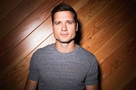 Nashville Broke Up With Walker Hayes But After A Stint At Costco Hes Back