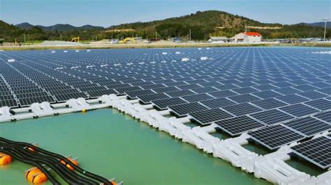 Floating Mega Solar Power Plants Planta Solar Flotante YouTube