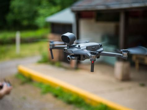 Die neue dji tracktenna eignet sich mit ihrer funkreichweite von bis zu 10 kilometern für professionelle anwendungen. BREAKING NEWS: DJI unveils new commercial drone aimed at ...