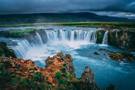 Flowing Waterfalls · Free Stock Photo