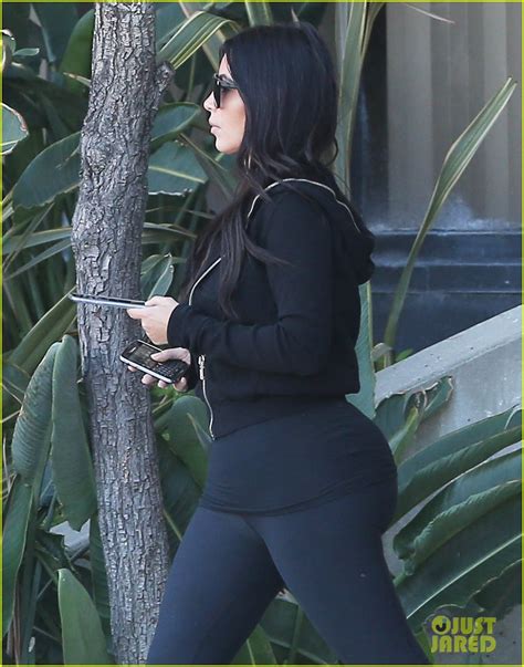 Full Sized Photo Of Kim Kardashian Gym Khloe Kardashian Blonde Hair 20