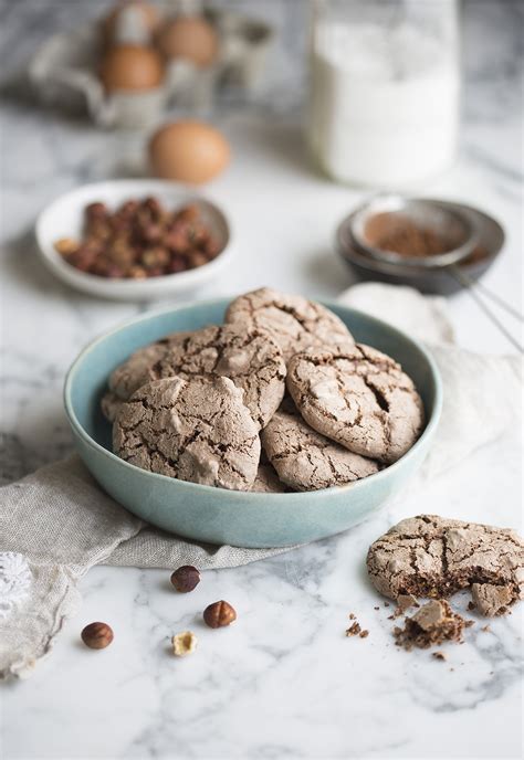 Hazelnut Meringue Cookie Recipe Or Brutti Ma Buoni Drizzle And Dip