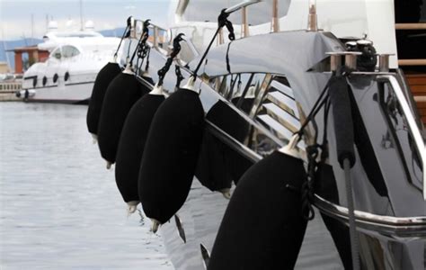 Fenders On Boats What Do You Need To Know Newsfit