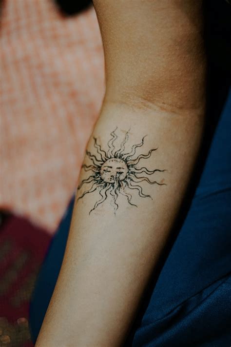 Top 96 About Sun Tattoo Images Unmissable In Daotaonec