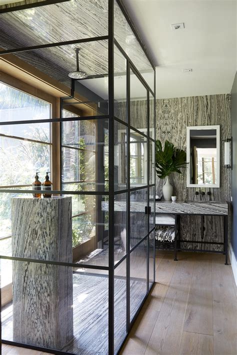 Oct 09, 2020 · melissa worked with interior designer martyn lawrence bullard — who counts cher, the osbourne family and several kardashians among his clients — to ensure that her mother's memory would be. Martyn Lawrence Bullard Design | marble pedestal in shower ...