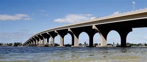Tampa Teen Seriously Injured Jumping From Pinellas Bayway Bridge Iontb