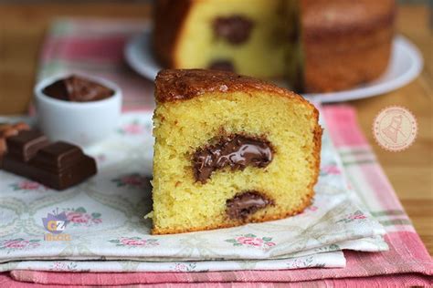 La ricetta della torta morbida al cocco l'ho trovata su una rivista di cucina comprata tanti anni fa, ho modificato qualcosina e mi son messa a preparare la torta morbida al cocco è semplicemente favolosa, soffice e delicata è indicata sia per la prima colazione che per una merenda gustosa, farcita. TORTE DA COLAZIONE ricette soffici facili e veloci ...