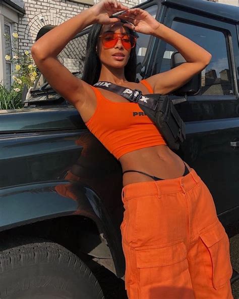 Orange Baddie Fit🧡 Uploaded By Murdermamacita Fashion