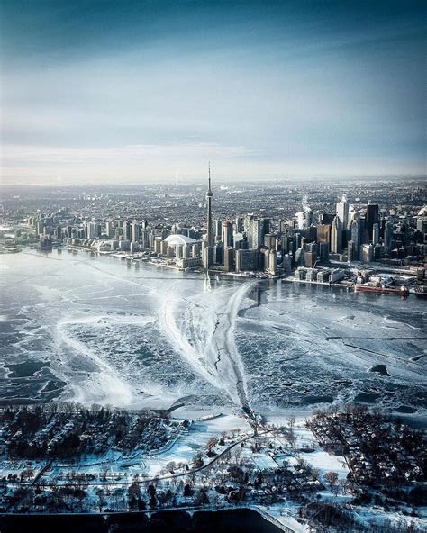 Toronto In Winter By Thechrishau Canada Photography Canada City