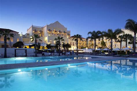 12 Top Rated Holiday Resorts In The Algarve Planetware
