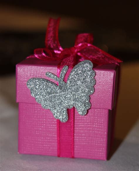 Pink Box With Silver Butterfly Pink Box Wedding Favours Crafts