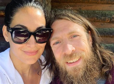 The Perfect Sign From Brie Bella And Daniel Bryans Love Story E News