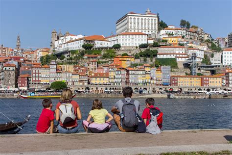Portugalia Brak testów na granicy i kary za niewypełnienie formularzy