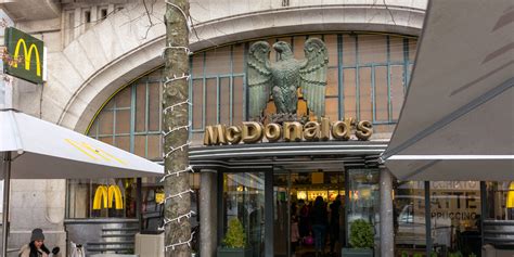 Mcdonalds In Porto Portugal Is The Most Beautiful In The World