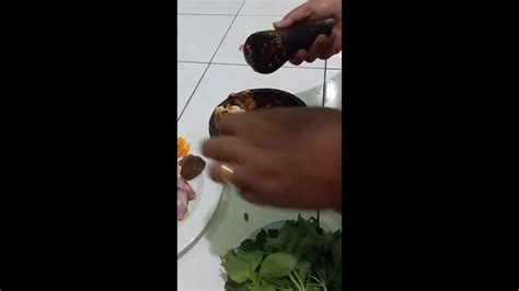 Tepung roti mudah dibeli di pasaran dalam berbagai macam kemasan. Pindang Patin ala Pdt. Suprihati - YouTube