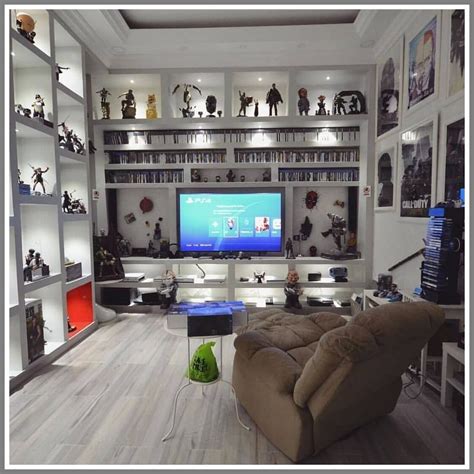 36 Reference Of Game Room Small Man Cave In 2020 Gamer Room Video
