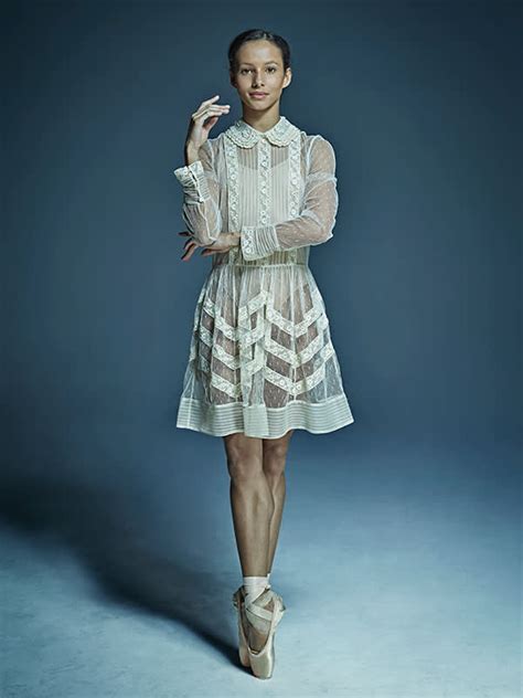 Her birthday, what she did before fame, her family life, fun trivia facts, popularity rankings, and more. A Q&A with the Royal Ballet's Francesca Hayward ...