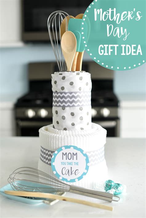 List of mother's day gift ideas for your keto mom #ketomom. Creative Mother's Day Gifts for Moms Who Love to Cook ...