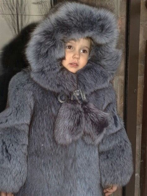 Adorable fox fur coat | Children fur, Fur, Kids coats
