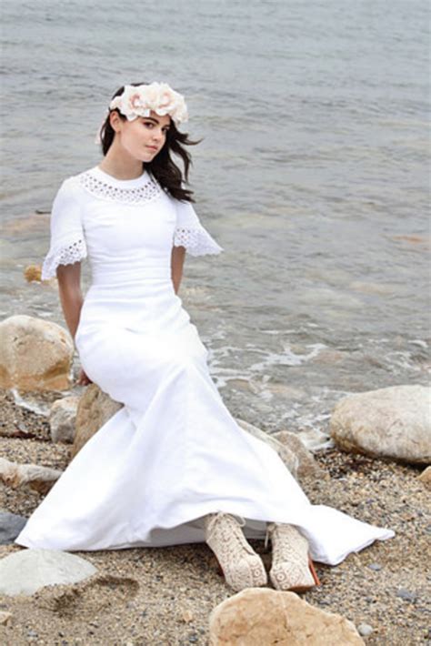 Check out our vintage wedding dress selection for the very best in unique or custom, handmade pieces from our dresses shops. Beautiful Vintage Wedding Dress Ideas