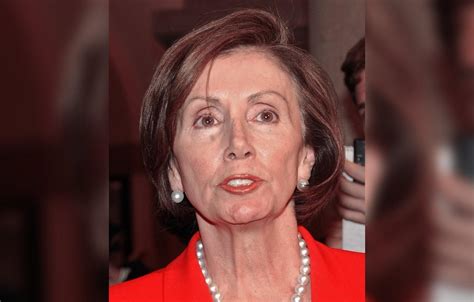 Plastic Surgeons Weigh In On Nancy Pelosis Tight Shiny New Face