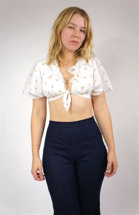 White Floral 1970s Vintage Crop Top Belly Shirt Etsy Crop Tops