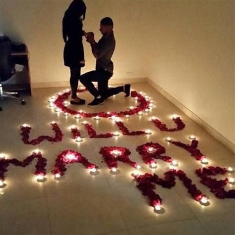 Jede menge mut, eine romantische atmosphäre und die richtigen worte. Heiratsantrag Ideen Für Zuhause