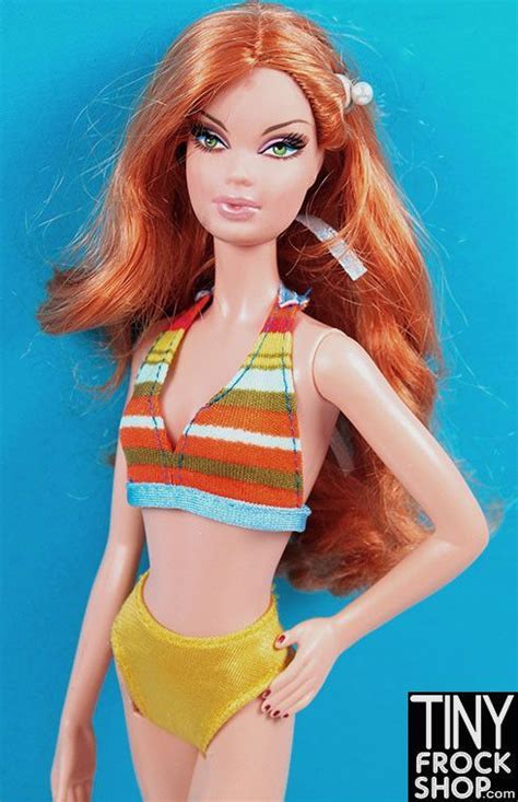 Barbie 70s Vibe Striped Bikini Muñecas