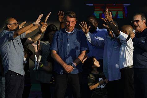 Why Brazil S Bolsonaro Is Courting Evangelicals In The World S Biggest Catholic Nation NPR