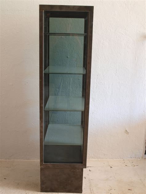 59 1/4 x 21 1/2 x 17 1/2 sku: Vintage Medicine Cabinet, 1920s for sale at Pamono