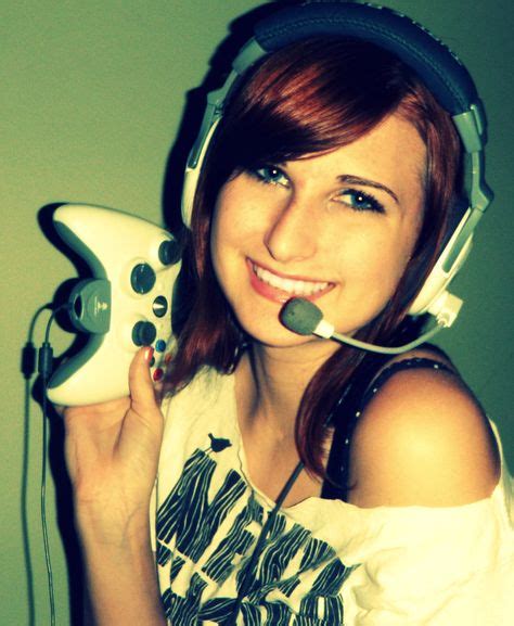 8 Gamer Girls Ideas Gamer Girl Gamer Nerdy Girl