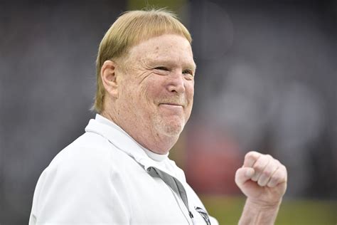 White People Got One Dance Package Installed Into Them Raiders And Aces Owner Mark Davis
