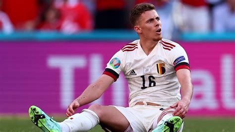 .thorgan hazard, milieu de terrain de chelsea / thorgan hazard thorgan hazard, midfielder of chelsea fc. Thorgan Hazard forfait face à la Finlande - SportFM.fr