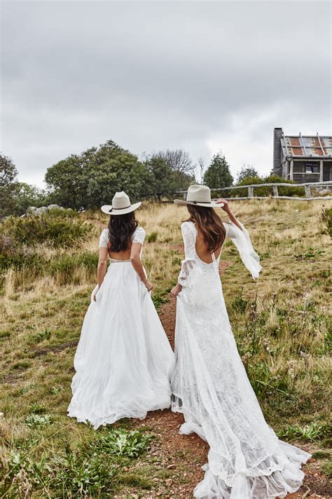 Whether you're saying i do in a barn, a throwing a rustic country wedding? Romantic Country Wedding Dresses