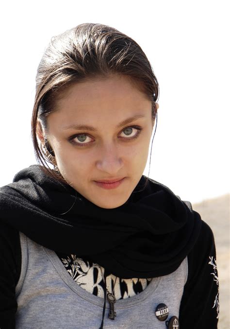 Filepersian Iranian Girl With Green Eyes Rural Iran 09 07 2007