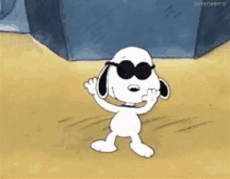 Snoopy Snoopy Dance Gif Snoopy Snoopy Dance Dancing Discover