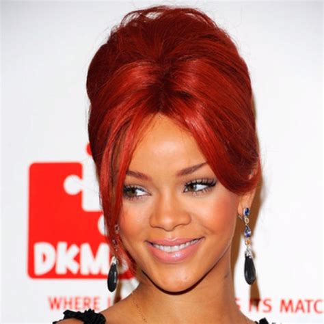 Pin By Olivia Crepeau On Rhianna Rihanna Red Hair Rihanna Hairstyles