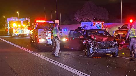Multiple injuries in 2 crashes that closed U.S. 60 on Tuesday night