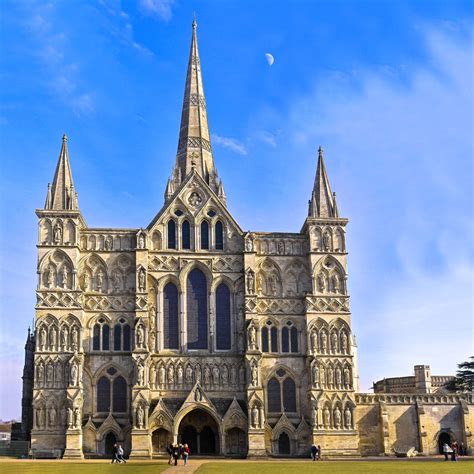 10 Stunning Gothic Architecture You Must See In The Uk