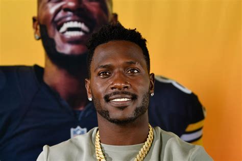Antonio Brown miffed to not be rated 99 overall in Madden 20 - Silver And Black Pride