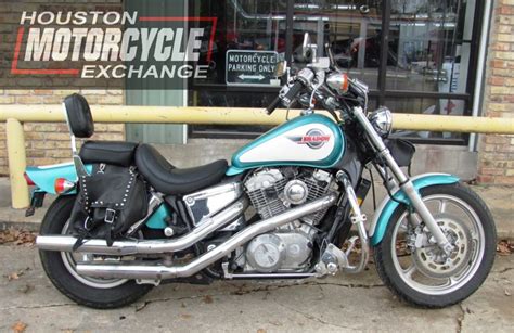 For the first time in the cruiser category, honda's advanced automatic dual clutch transmission (dct) will be offered through the rebel 1100. 1994 Honda Shadow 1100 Used Cruiser Streetbike - Houston ...