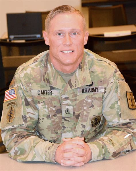 ordnance school staff sergeant renders aid to trapped motorists article the united states army