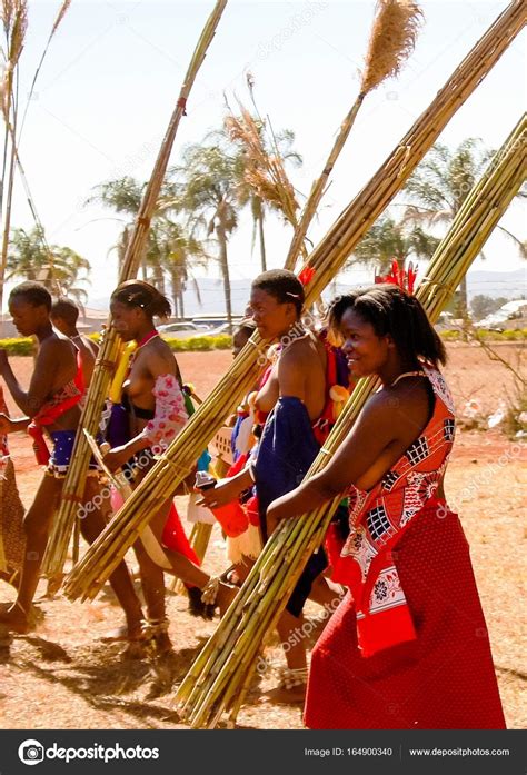 Women In Traditional Costumes Marching At Umhlanga Aka Reed Dance 01 09 2013 Lobamba Swaziland