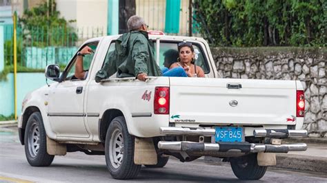 The Day I Picked Up A Cuban Hitchhiker Bbc Travel