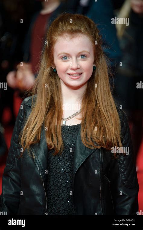 Maisie Smith Hi Res Stock Photography And Images Alamy