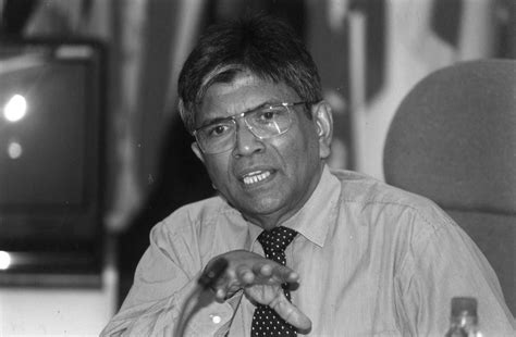 Former Info Minister Zainuddin Maidin Dies Bebasnews