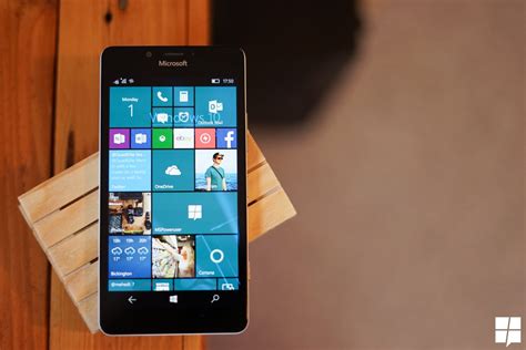 Review Windows 10 Mobile Anniversary Update — Needed Improvements