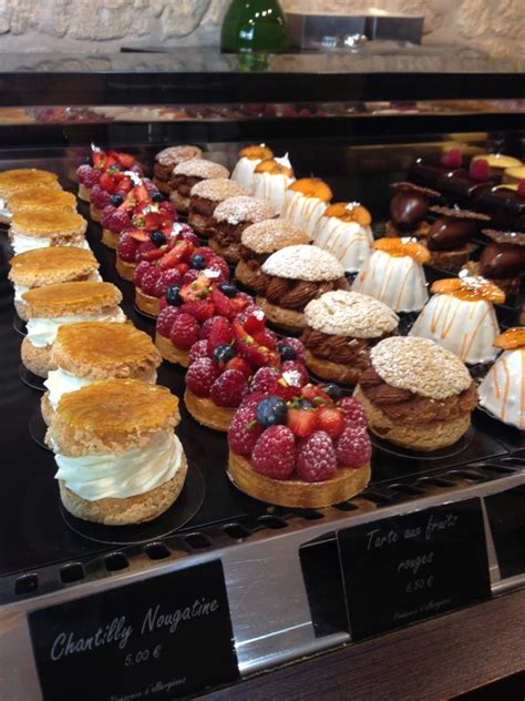 3 must try french pastries