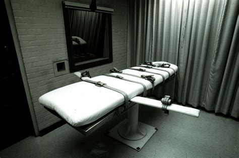 How A Shortage Of Lethal Injection Drugs Put The Death Penalty Before